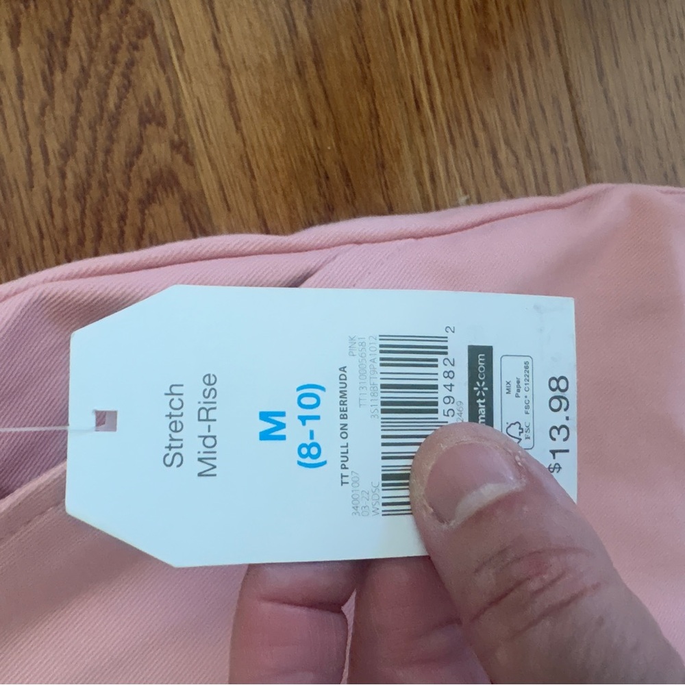 NWT! Women's Rose Pink Shorts - Picture 5 of 8